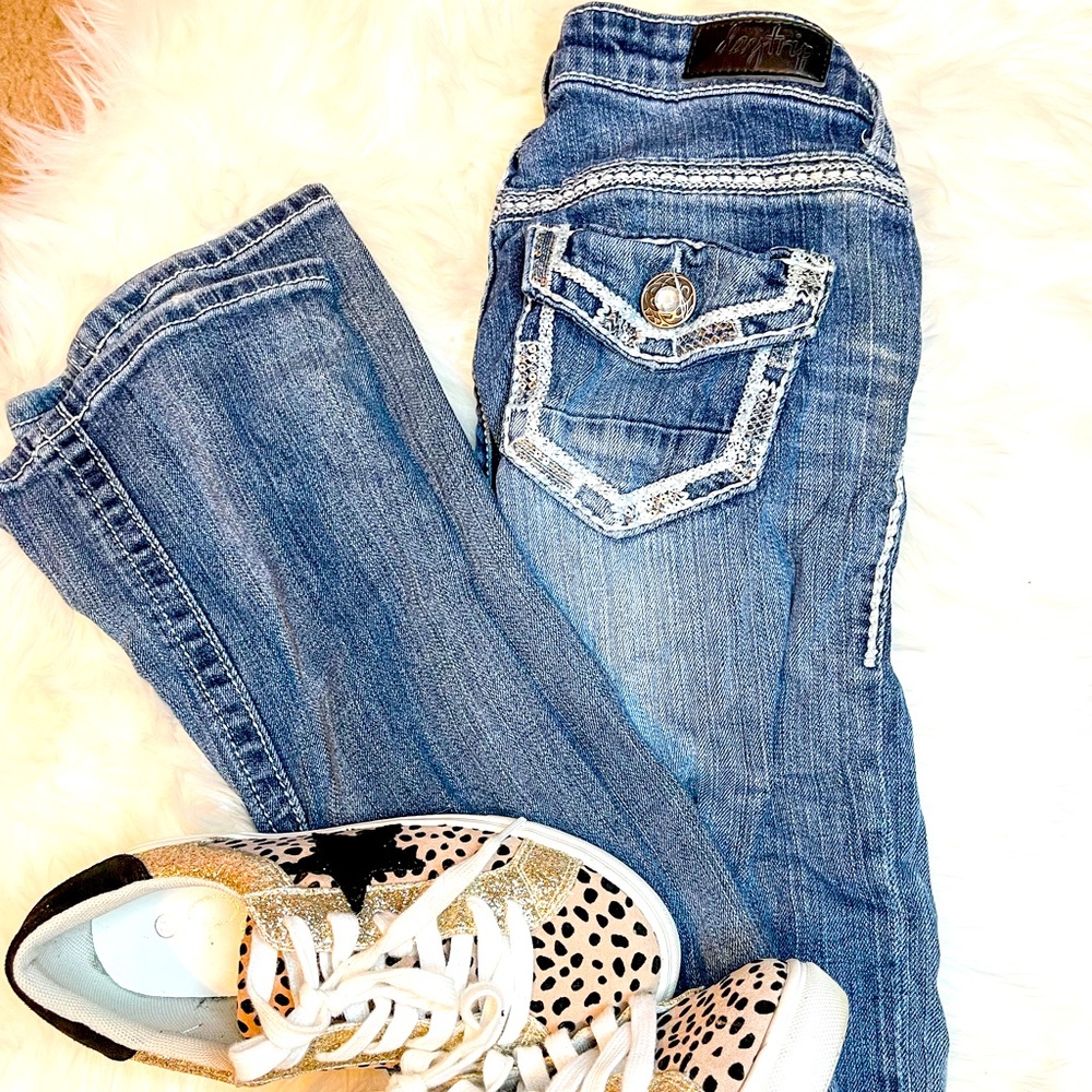 Buckle “Daytrip” Bootcut Jeans